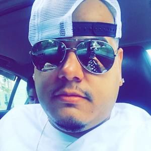 Meet your Posher, Carlos