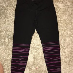 Old Navy leggings Striped