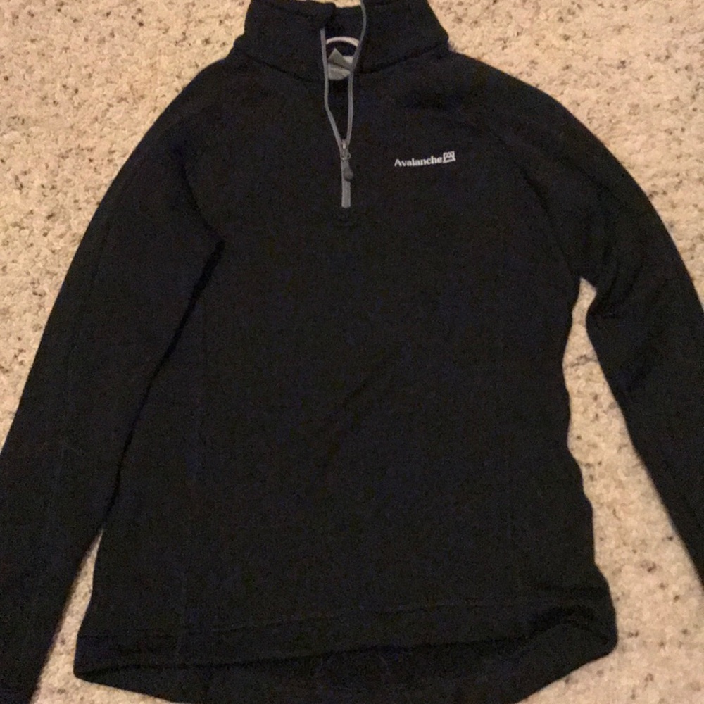 Avalanche quarter zip black pullover
