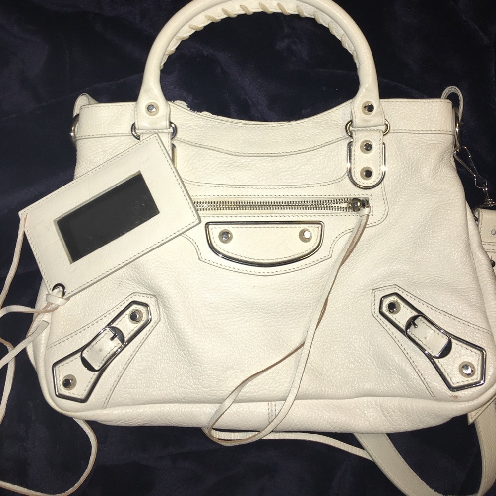 White balenciaga mini city
