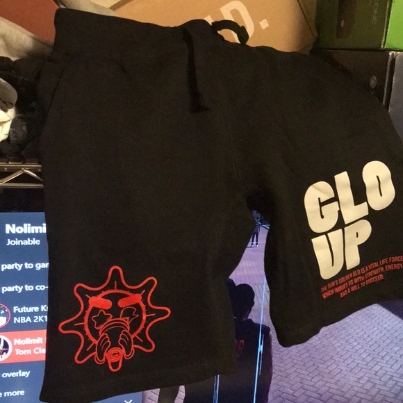 Glogang Shorts - Picture 1 of 1