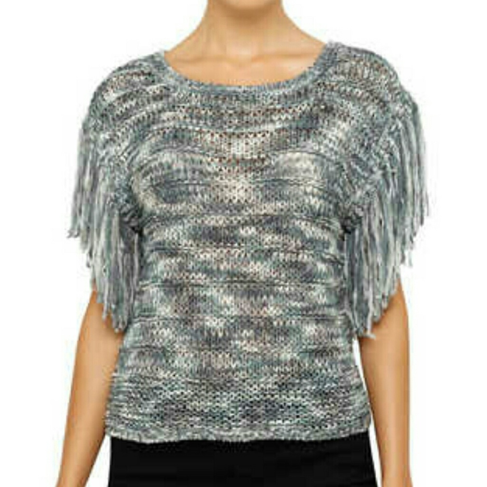 NWOT Lee Cooper Yarn Fringe Pullover