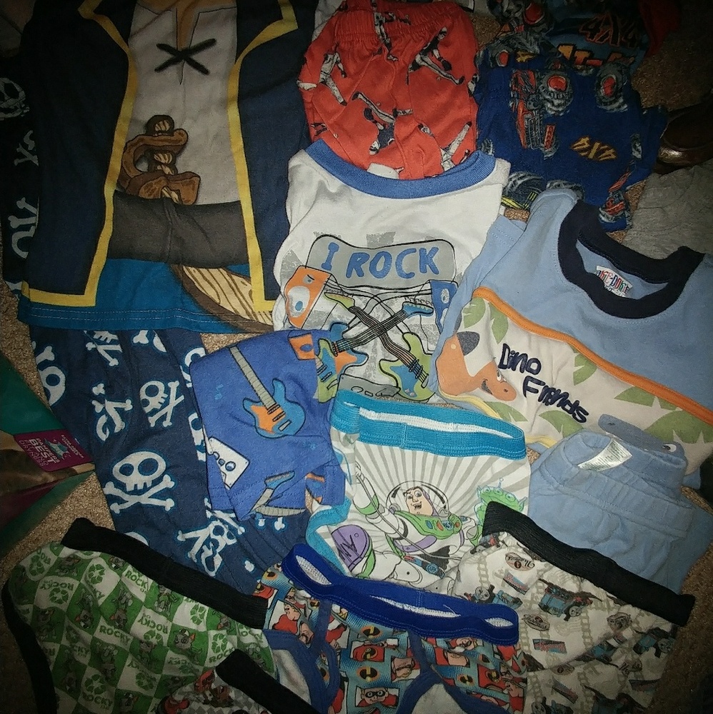 Boys 4t pj and underwear lot