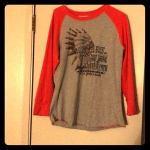 Coral ariat baseball tee