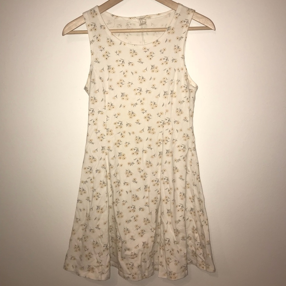 Forever 21 Daisy Dress