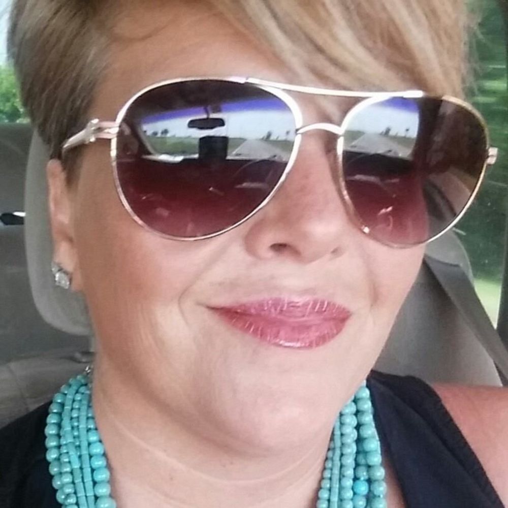 Meet your Posher, Lesa
