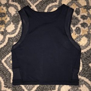 Lululemon crop top
