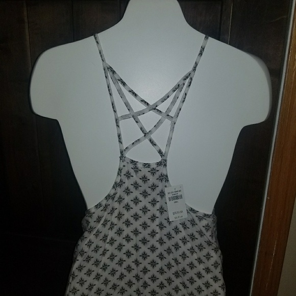 Top - Picture 2 of 3