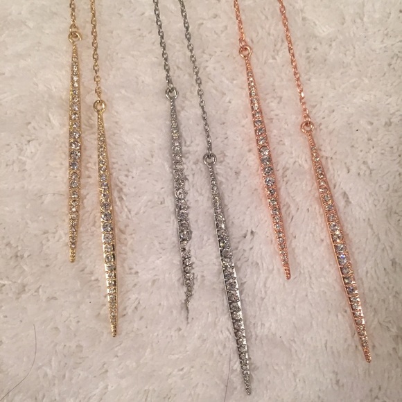 2/$25💋 Long Rhinestone Pendant Necklace - Picture 4 of 7