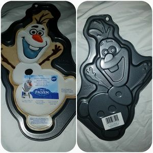 Disney Frozen Olaf Baking Pan