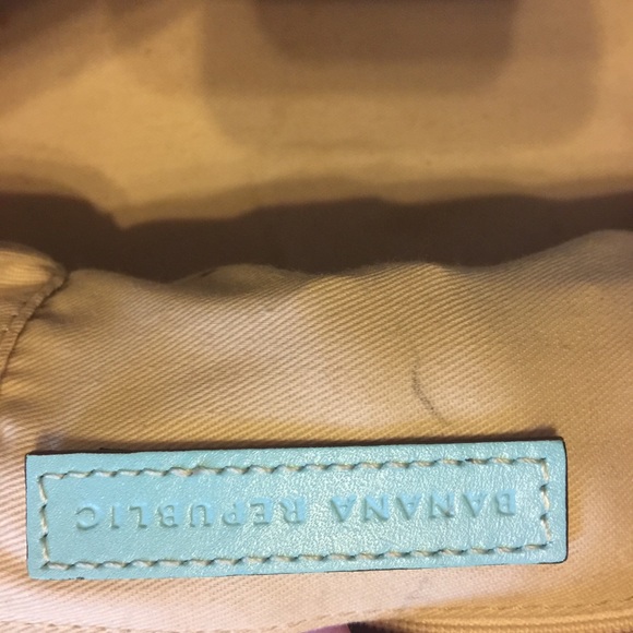 Authentic Banana Republic Large Hobo/Satchel Bag - Picture 8 of 8