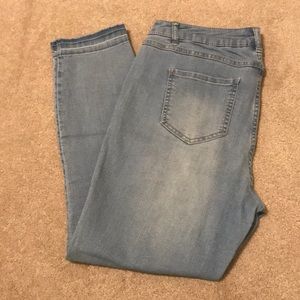 Artisan NY Skinny Jeans