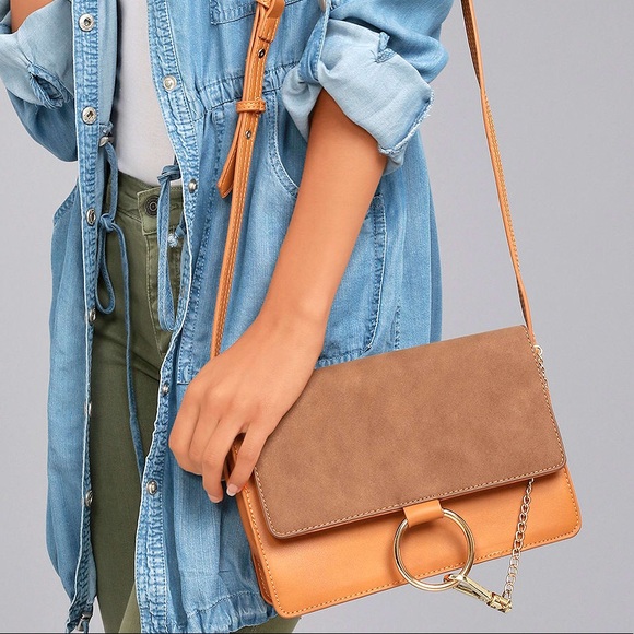 Lulus Handbags - Circle Ring Crossbody