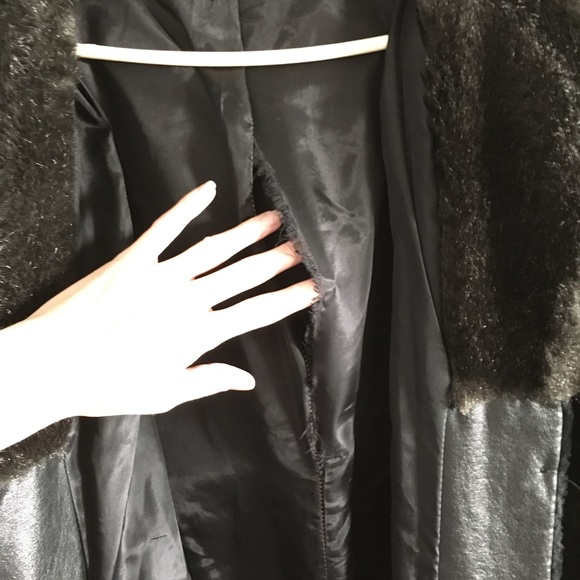 Black faux fur long coat with hood & pockets - Picture 8 of 8