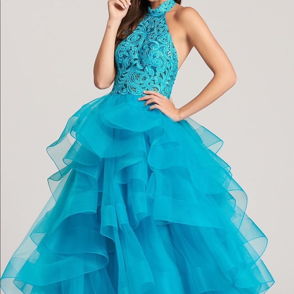 Meet your Posher, Violet