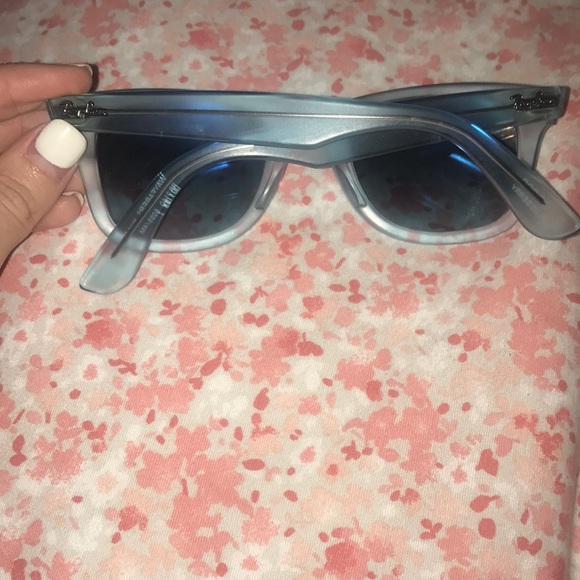 Sunglasses - Picture 4 of 6