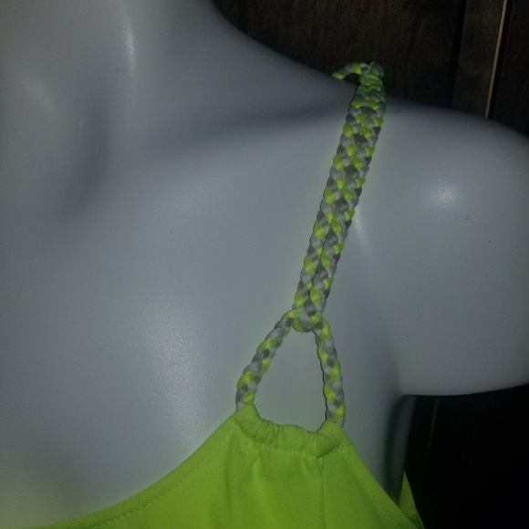 Top - Picture 2 of 3