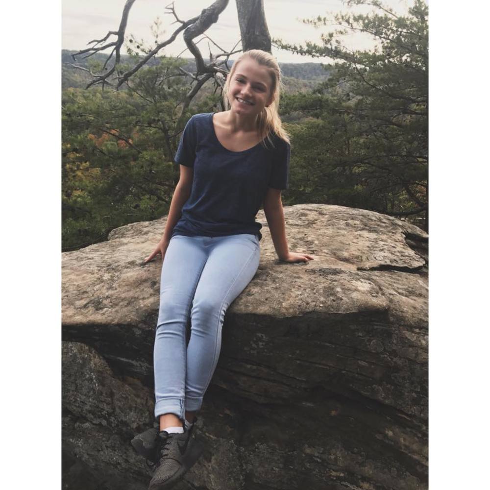 Meet your Posher, Alycia