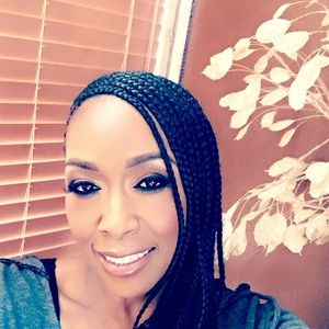 Meet your Posher, Felicia