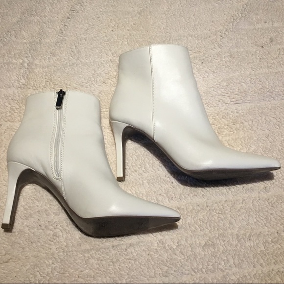 white booties forever 21