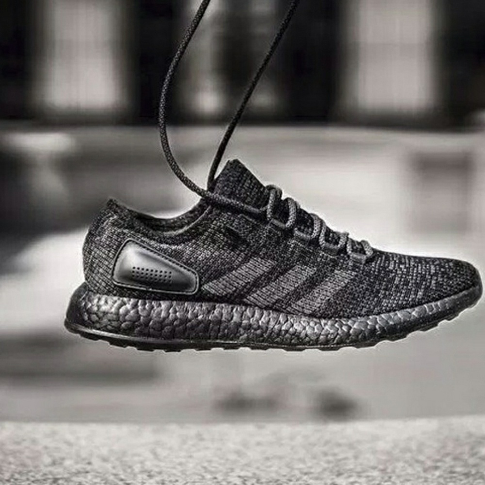 Men's Adidas Pure Boost LTD (Size 9) - Picture 3 of 8