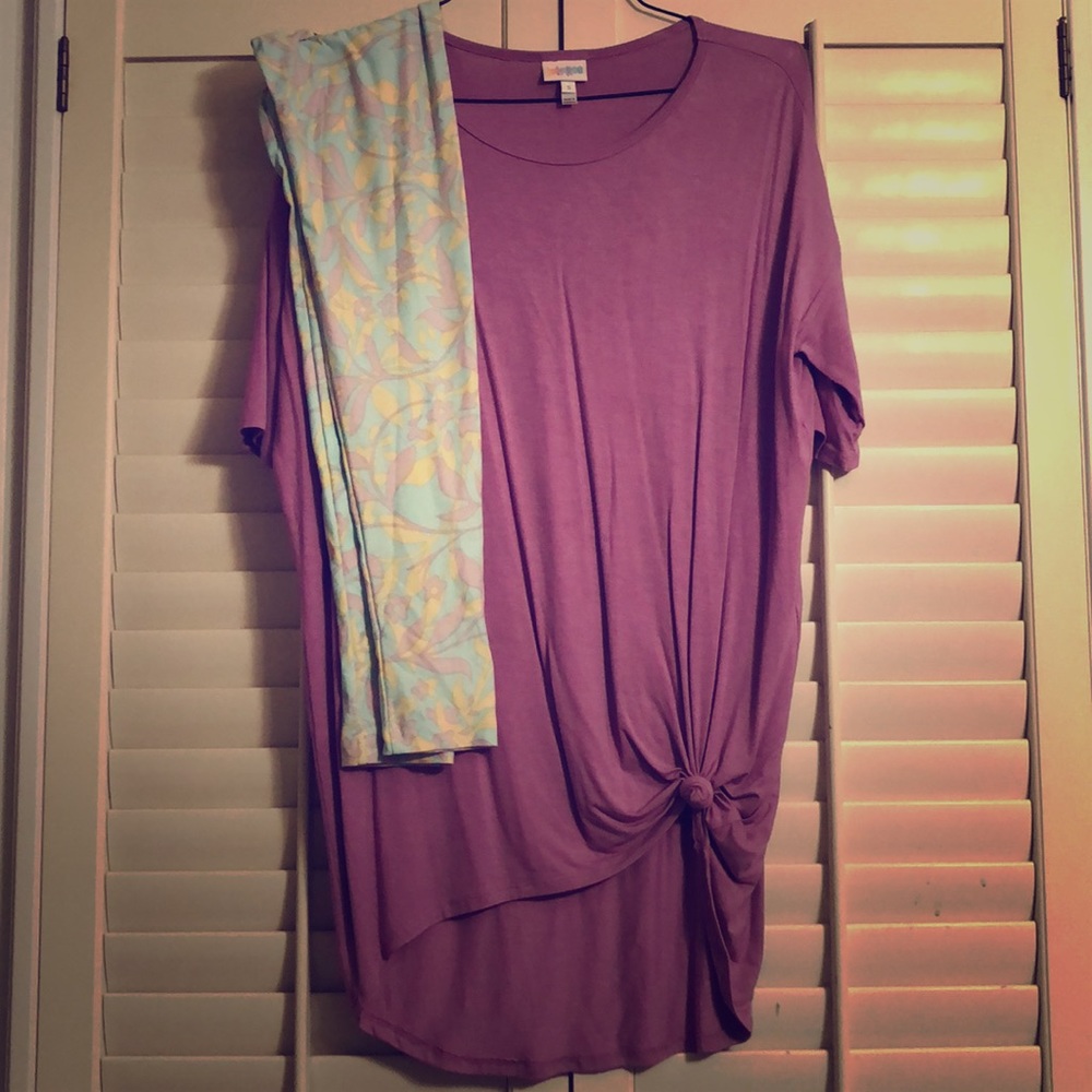 Lularoe S Irma (worn once) Os leggings never worn