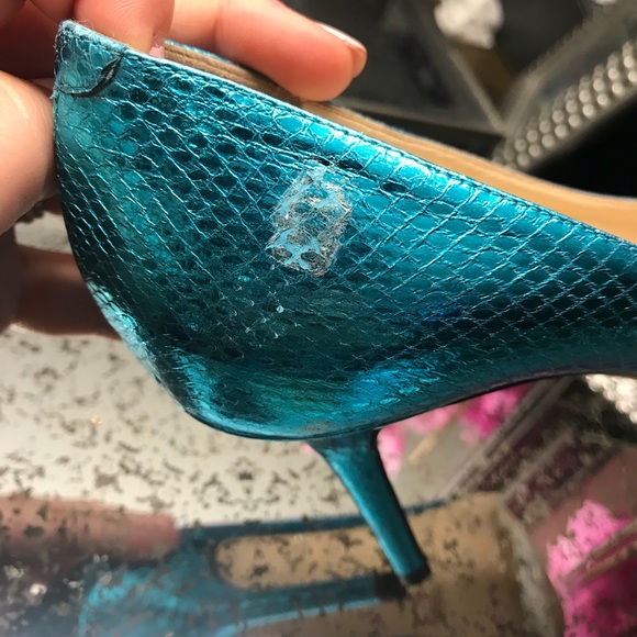 ❌❌SOLD❌❌Jimmy Choo Metallic Mermaid Anouk Pumps - Picture 7 of 8