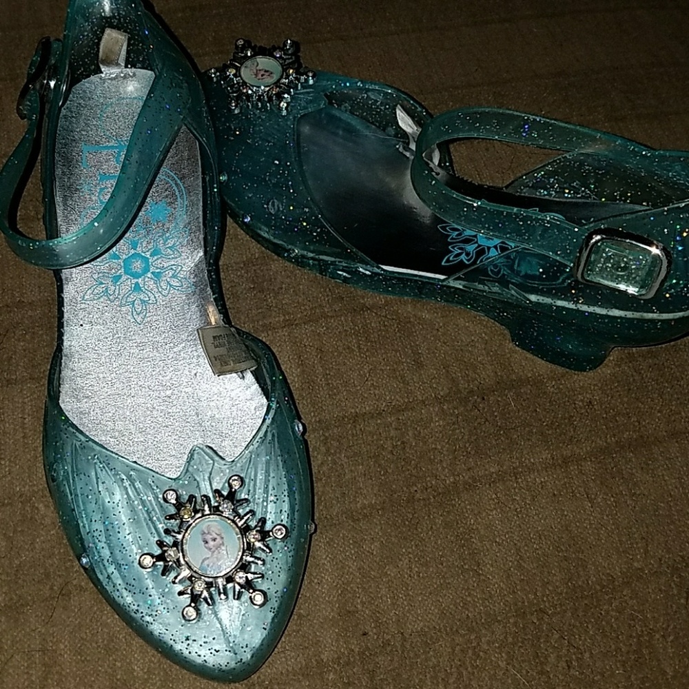 Disney Elsa light up heel shoes
