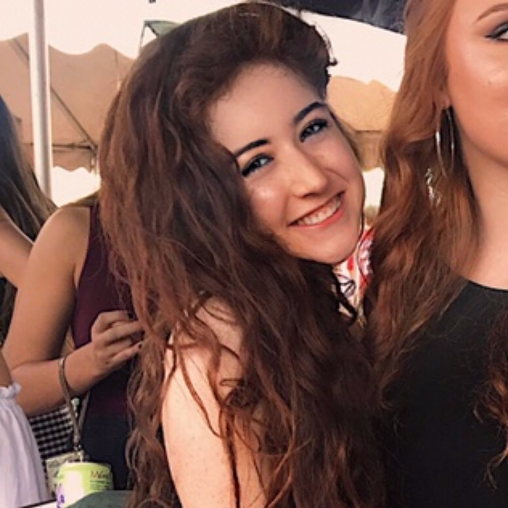 Meet your Posher, Emma