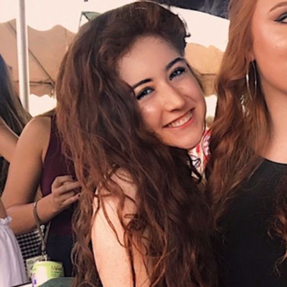 Meet your Posher, Emma - Picture 1 of 1