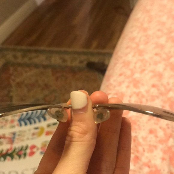 Sunglasses - Picture 4 of 5