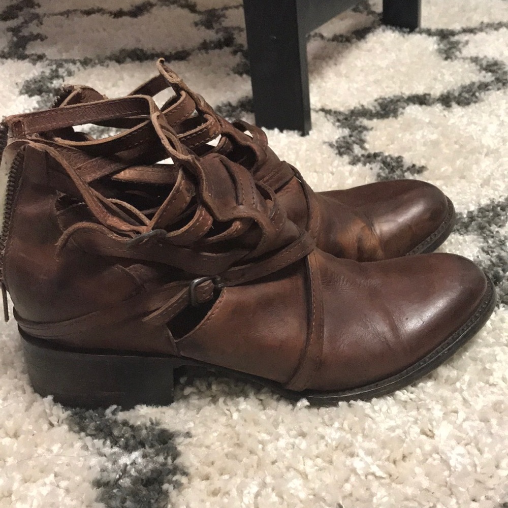 Freebird Stair Bootie size 9