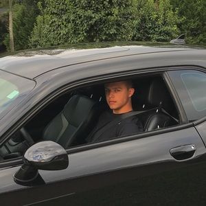 Meet your Posher, Cody