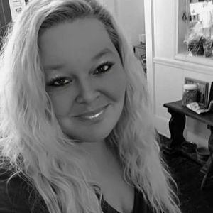 Meet your Posher, Sabrina