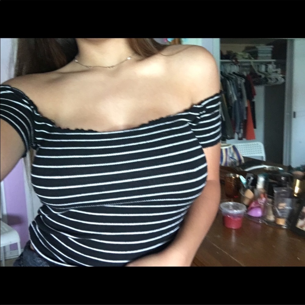 Brandy Melville top