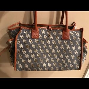 Dooney & Bourke Large Tote