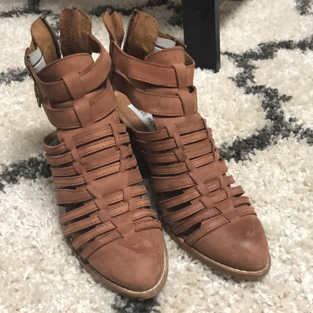 Steve Madden Frenchey Booties size 8.5