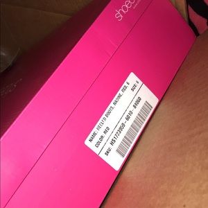 Shoedazzle heeled boots