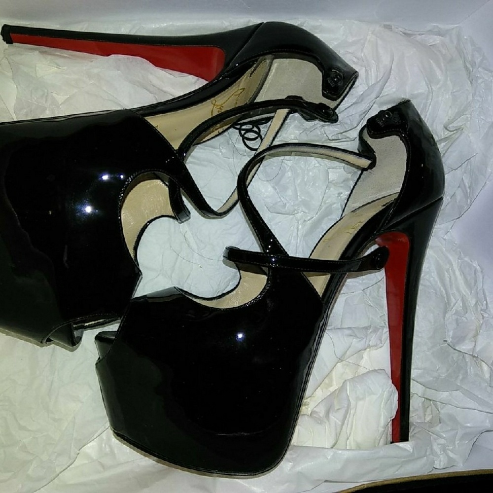 Red Bottom Platforms