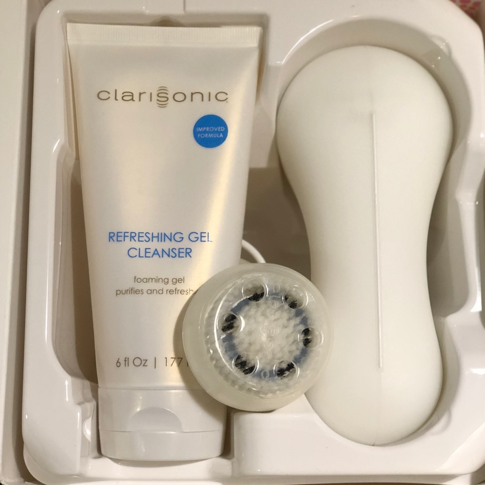 Brand new Clarasonic Mia 2!