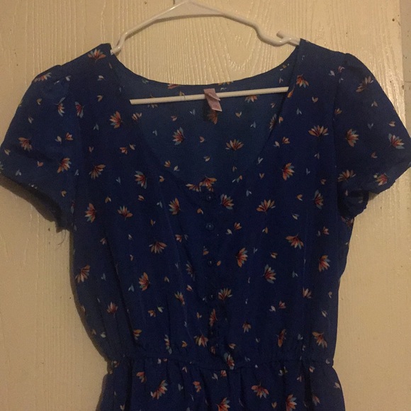 Xhilaration dress - Picture 2 of 3