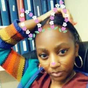 Meet your Posher, Shakia