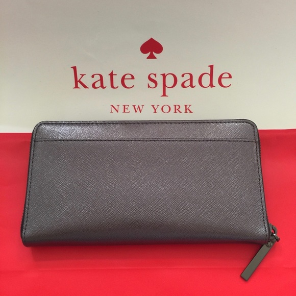 [SOLD] Kate Spade Lacey Wallet in Cameron Street - Picture 2 of 6