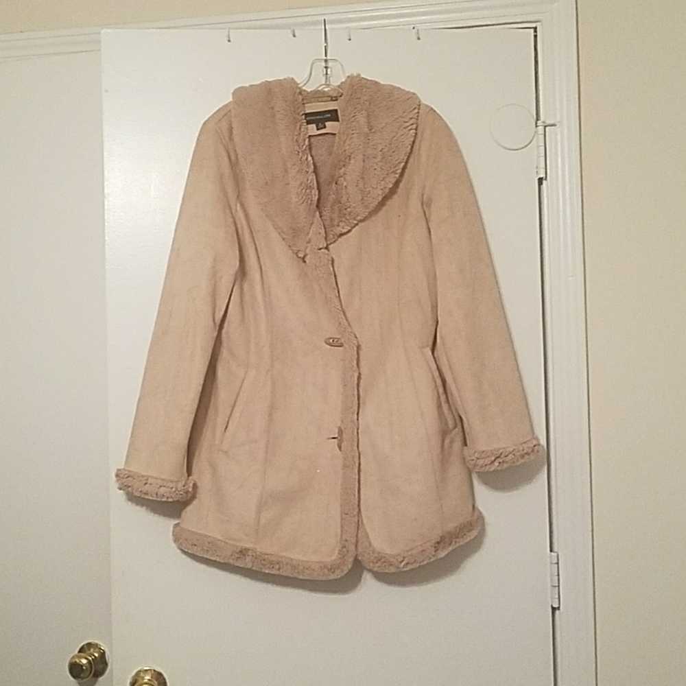 Jones New York coat Medium