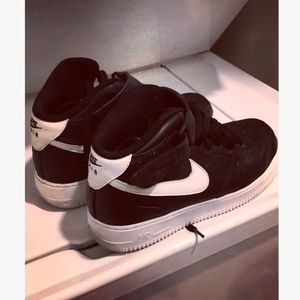 Nike Air Force 1