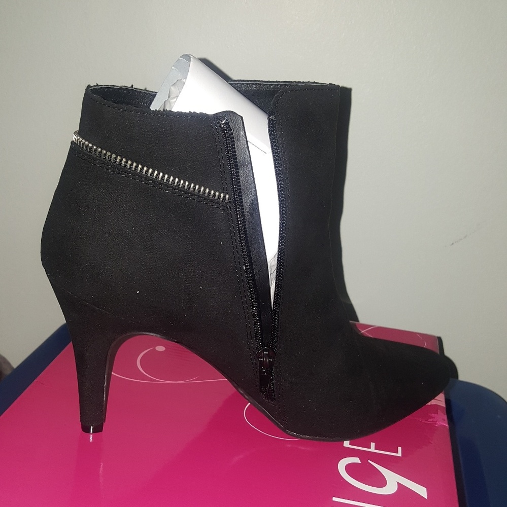 Cute black booties