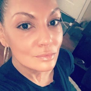 Meet your Posher, Lee