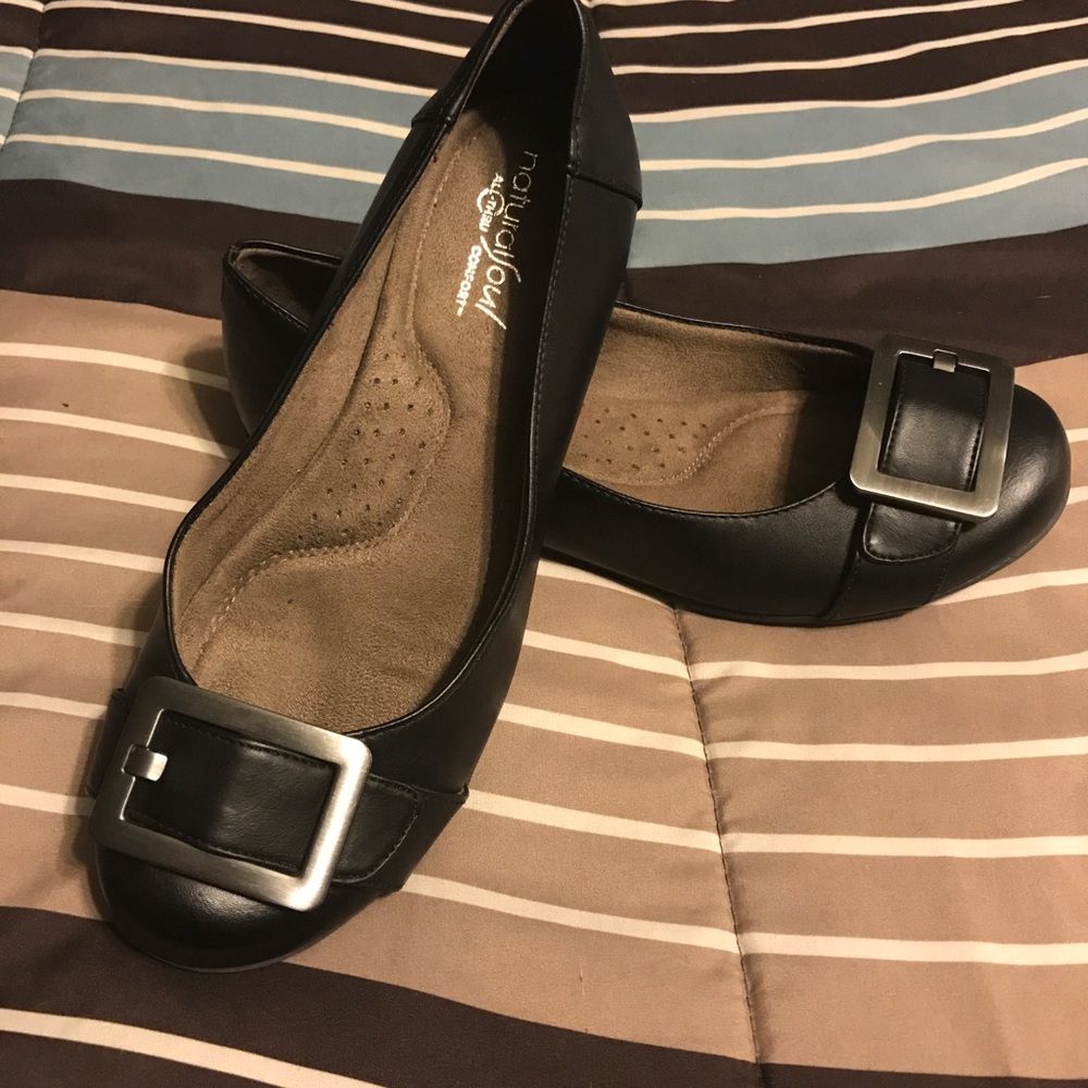 Natural Soul Buckle Flats