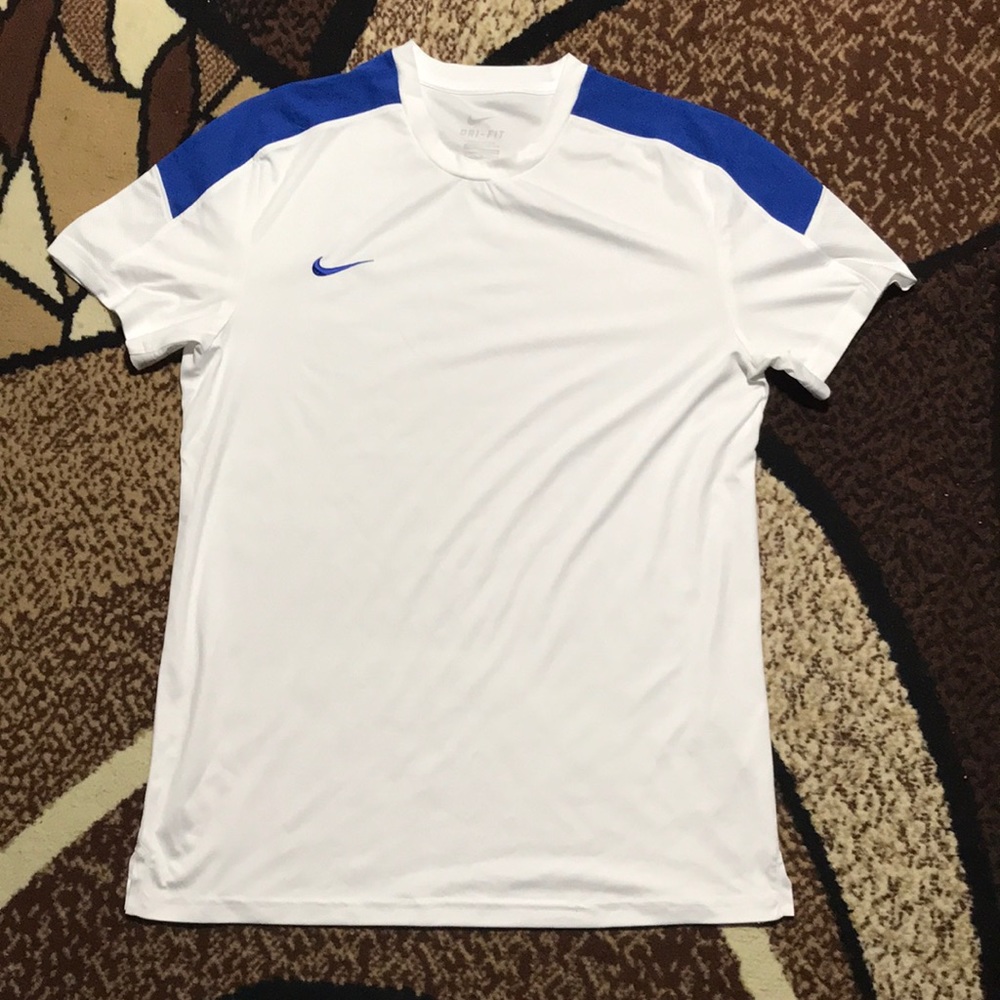 Nike shirt