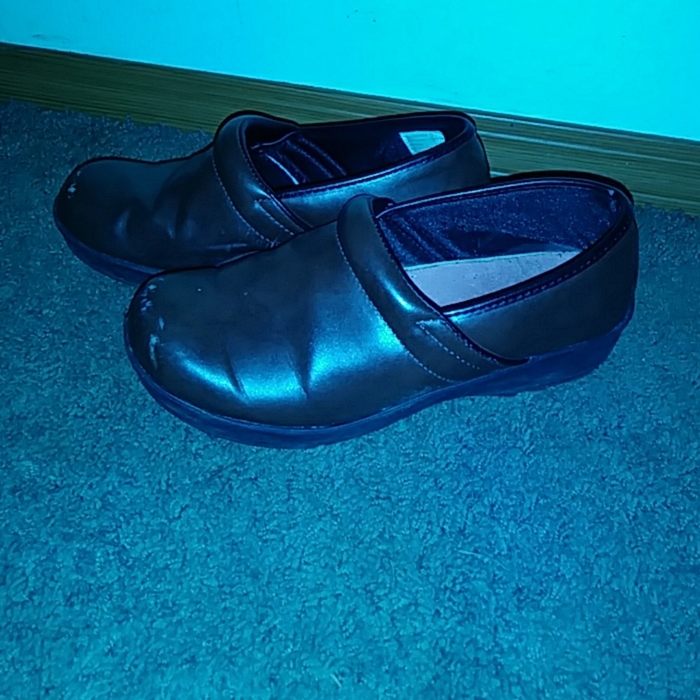 Clogs